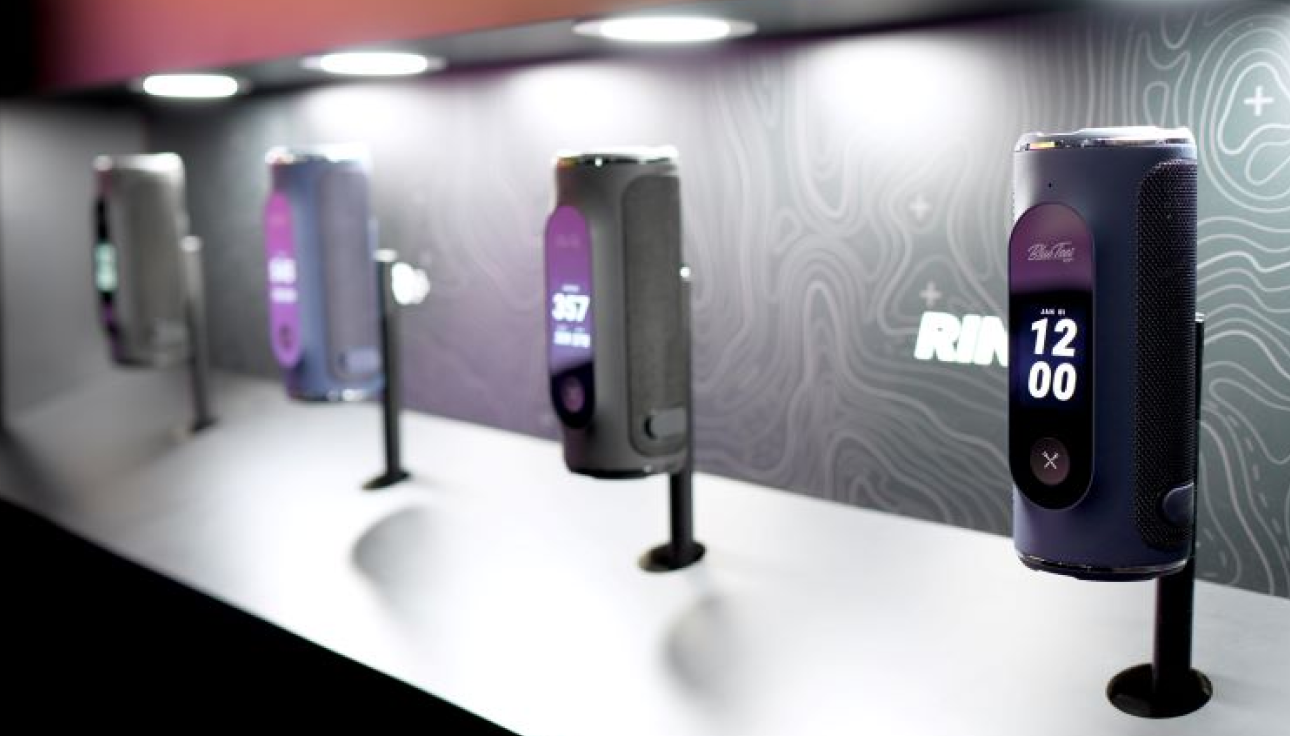 player-plus-mic-drop-image