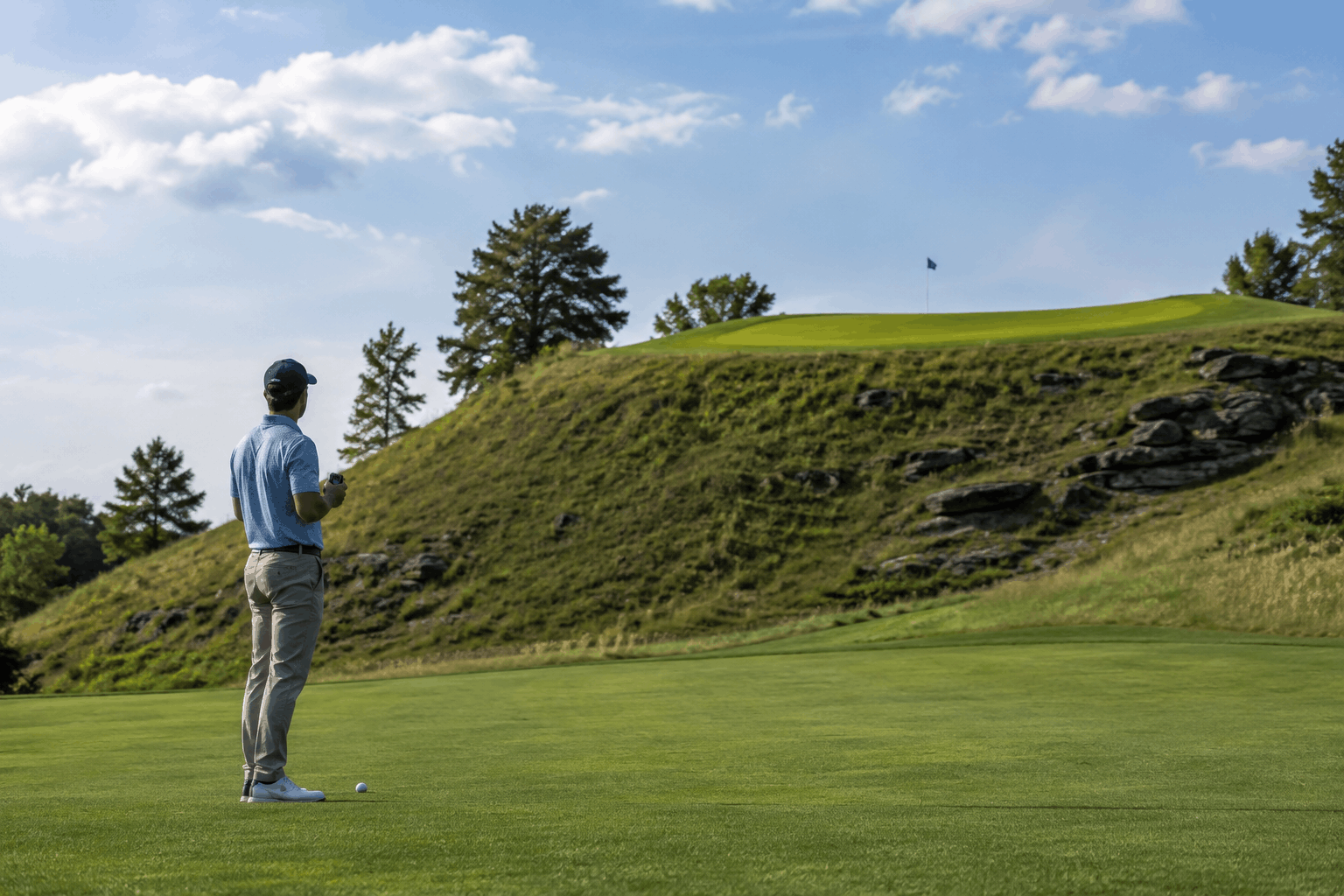 How Much Distance Do You Lose on Uphill and Downhill Shots in Golf?
